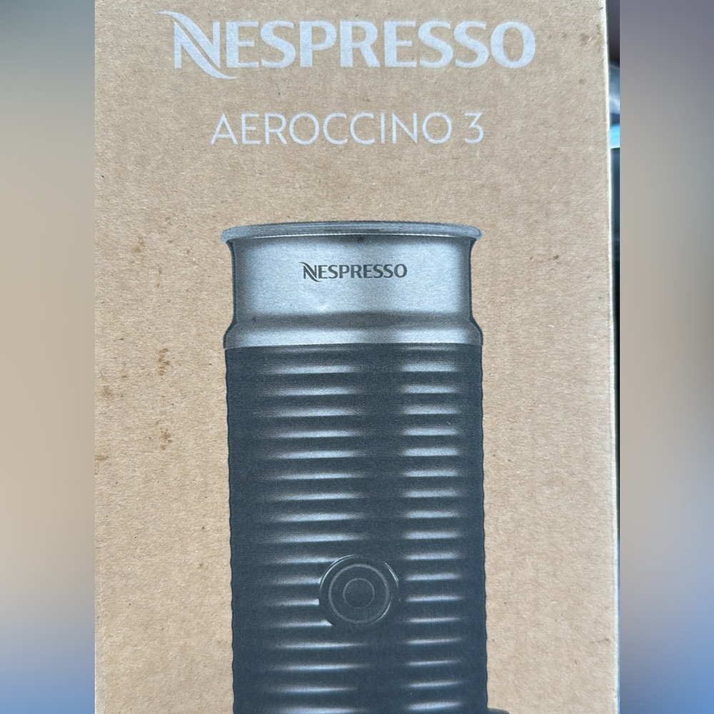 Nespresso Aeroccino 3 Milk Frother. New in box.